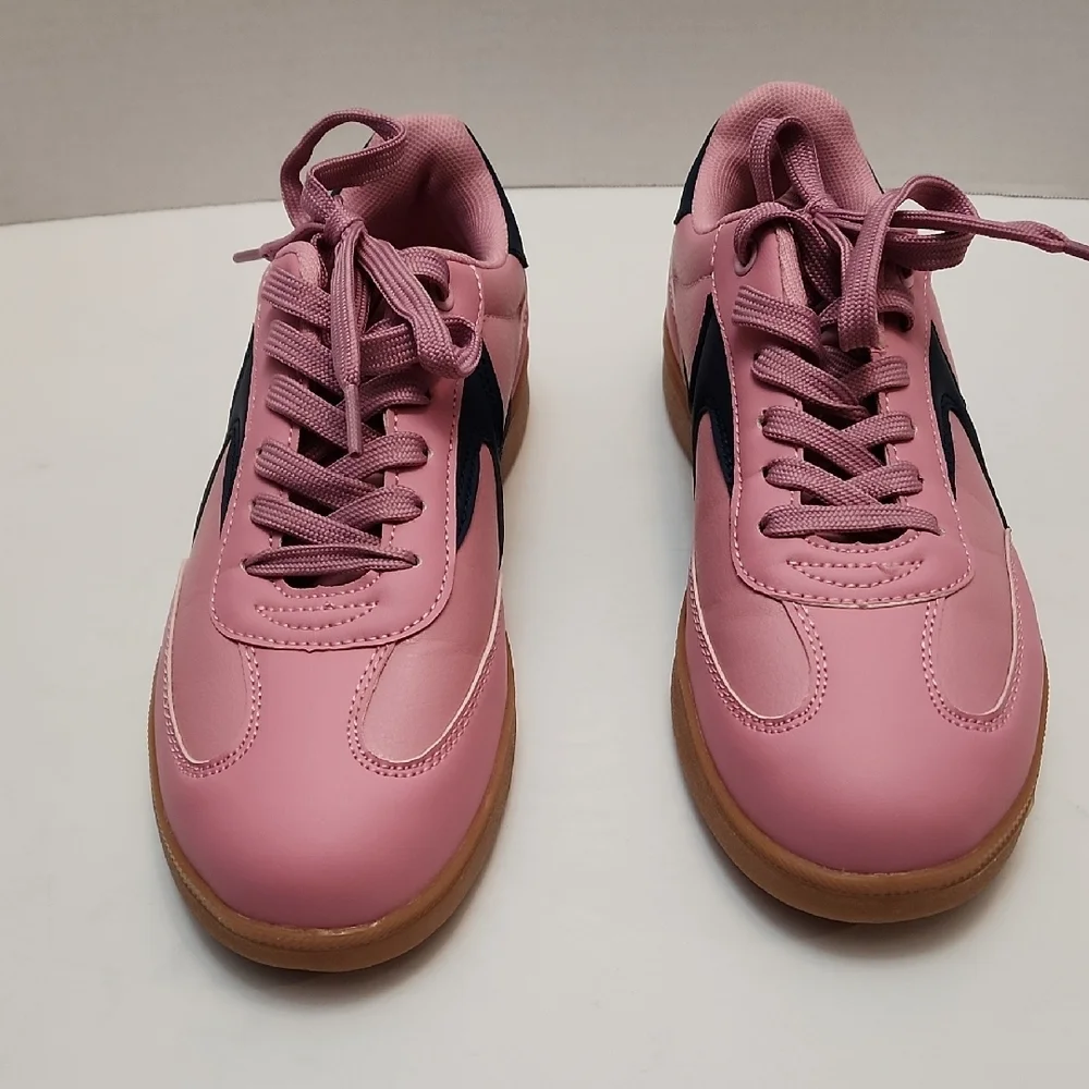Nicole Miller Pink and Blue Fashion Sneakers
